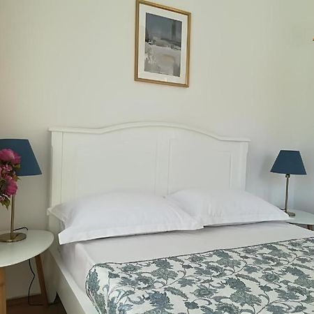 Guesthouse Smart Bucarest Extérieur photo
