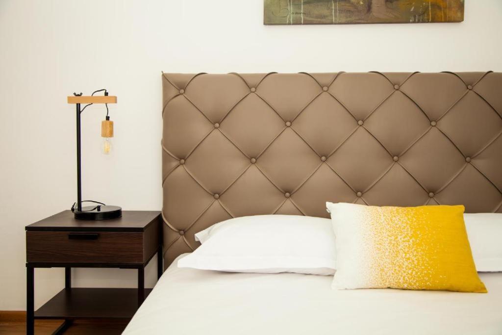 Guesthouse Smart Bucarest Extérieur photo