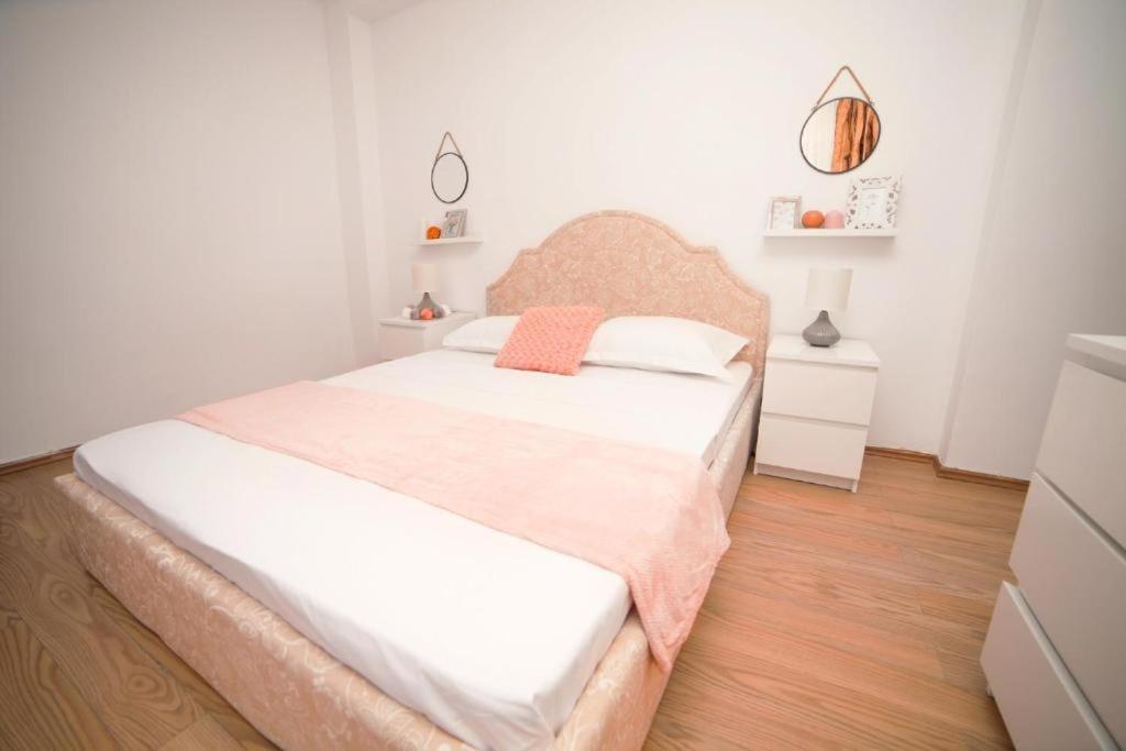 Guesthouse Smart Bucarest Extérieur photo